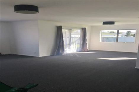 Photo of property in 26 Station Road, Takanini, 2112