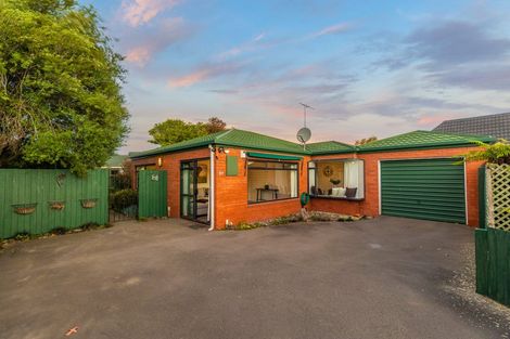 Photo of property in 10a North Parade, Richmond, Christchurch, 8013