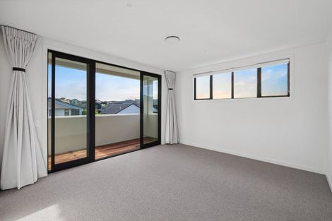 Photo of property in 13 William Blake Way, Riverhead, 0820