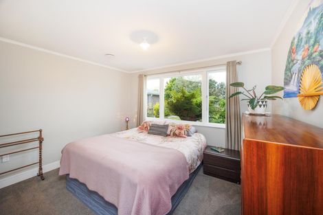 Photo of property in 24 Parkland Crescent, Terrace End, Palmerston North, 4410