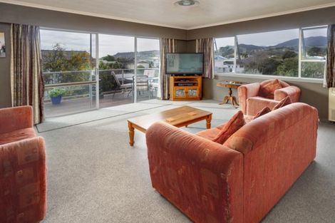 Photo of property in 10 Cornwall Place, Stoke, Nelson, 7011