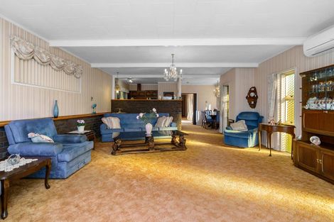 Photo of property in 6 Woodstock Crescent, Leamington, Cambridge, 3432