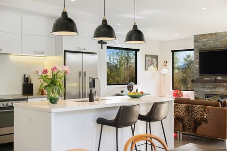 Photo of property in 1 Appin Court, Jacks Point, Queenstown, 9371