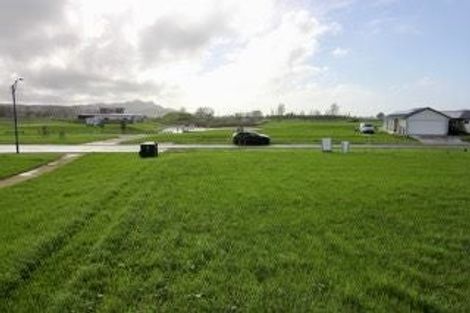 Photo of property in 19 Ngaroma Crescent, Whitianga, 3510