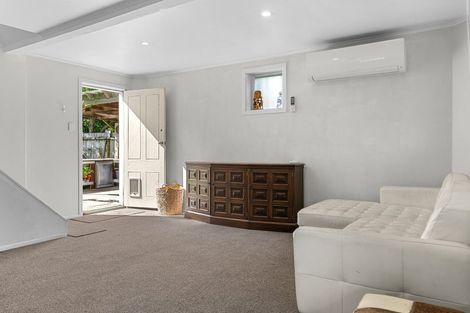 Photo of property in 17 Olsen Avenue, Mangawhai Heads, Mangawhai, 0505