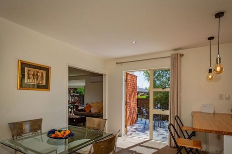 Photo of property in 8 Gatonby Place, Avonhead, Christchurch, 8042