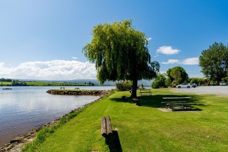 Photo of property in 4 Kingsgate Lane, Waihola, Milton, 9073