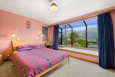 Photo of property in 27 Beacon Point Road, Wanaka, 9305