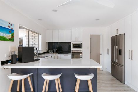 Photo of property in 27 Pacific Cove Drive, Papamoa Beach, Papamoa, 3118