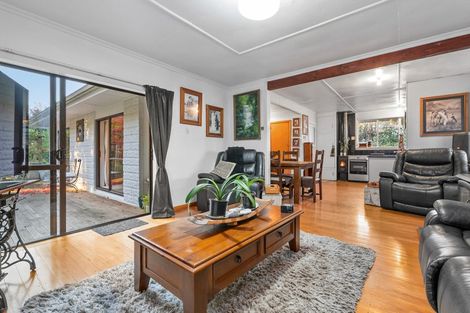 Photo of property in 822 Kane Road, Hawea Flat, Wanaka, 9382