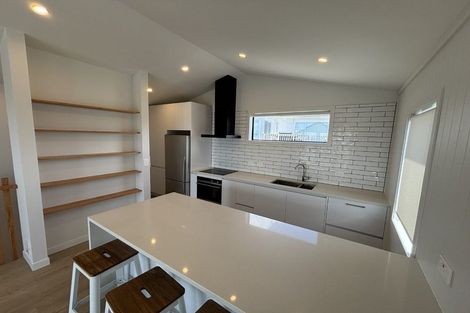 Photo of property in 774b Whangaparaoa Road, Manly, Whangaparaoa, 0930