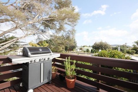 Photo of property in 427b Linton Crescent, Whangamata, 3620