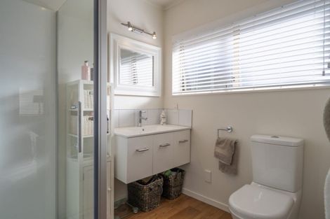 Photo of property in 1 Leigh Place, Paraparaumu Beach, Paraparaumu, 5032