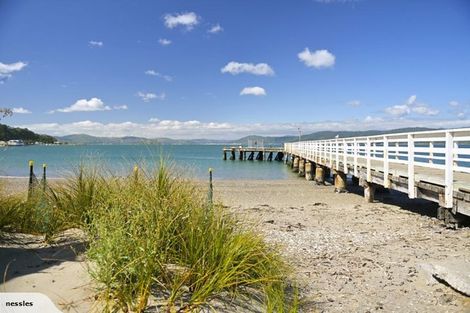 Photo of property in 28 Ferry Street, Seatoun, Wellington, 6022