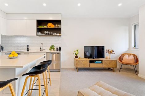 Photo of property in 5/28 Nevill Road, Hobsonville, Auckland, 0616