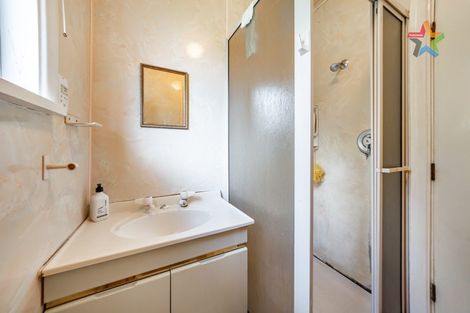 Photo of property in 12 Larsen Crescent, Tawa, Wellington, 5028