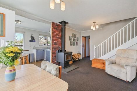 Photo of property in 25 Burnett Street, Oxford, 7430