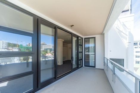 Photo of property in Endeavour Apartments, 125u8 Thorndon Quay, Pipitea, Wellington, 6011