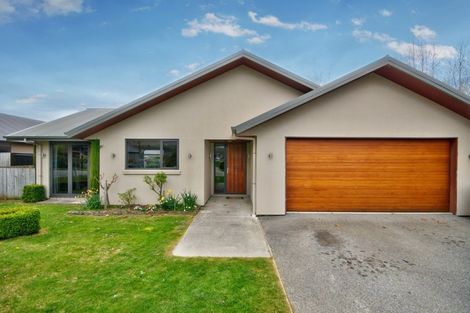 Photo of property in 7 Haddow's Place, Lake Hayes, Queenstown, 9304