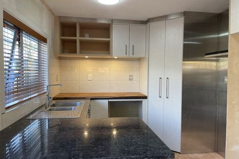 Photo of property in 20 Landon Avenue, Mangere East, Auckland, 2024