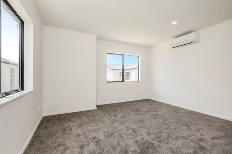 Photo of property in 13 Matukutureia Lane, Manurewa, Auckland, 2102