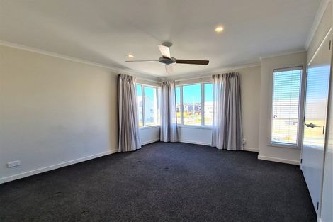 Photo of property in 30 Kanuka Road, Hobsonville, Auckland, 0616