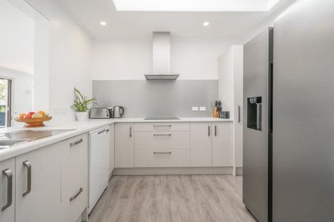 Photo of property in 15 Mayfair Close, Whitianga, 3510