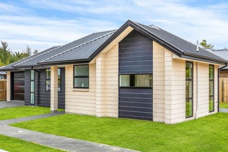 Photo of property in 1 Ella Street, Rolleston, 7614