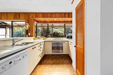 Photo of property in 1/76 Glamorgan Drive, Torbay, Auckland, 0630