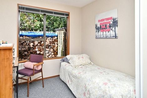 Photo of property in 72 Sarabande Avenue, Redwood, Christchurch, 8051