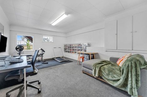 Photo of property in 2/86 Archers Road, Glenfield, Auckland, 0629