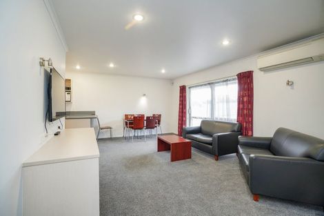 Photo of property in 8a-d Camden Street, Turnbull Thomson Park, Invercargill, 9810