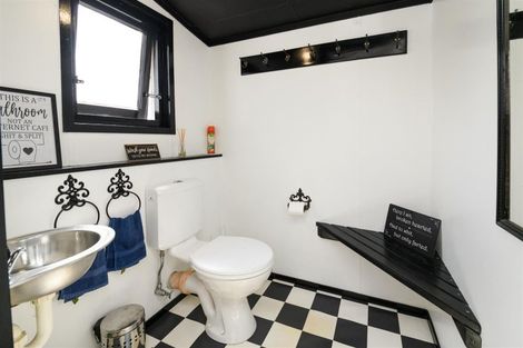 Photo of property in 9 Maunder Street, Marton, 4710