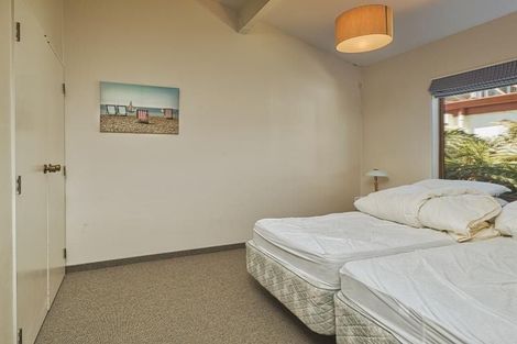Photo of property in 26 Charles Street, Westshore, Napier, 4110