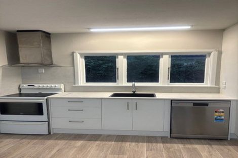 Photo of property in 100 Suva Street, Upper Riccarton, Christchurch, 8041