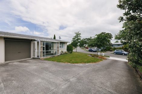 Photo of property in 57 Abraham Crescent, Milson, Palmerston North, 4414