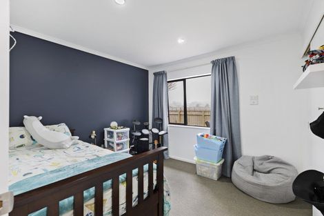 Photo of property in 16 Daniel Place, Kelvin Grove, Palmerston North, 4414