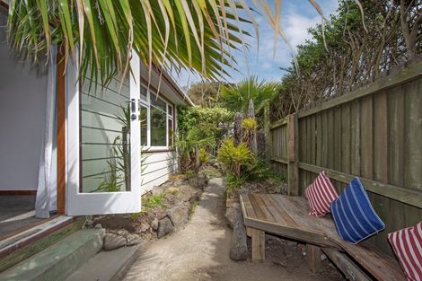 Photo of property in 2/62 Marlow Road, Aranui, Christchurch, 8061