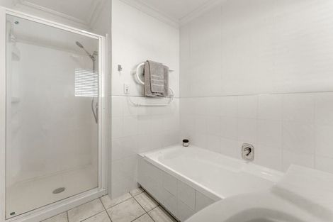 Photo of property in 19 Berescourt Place, Mount Maunganui, 3116