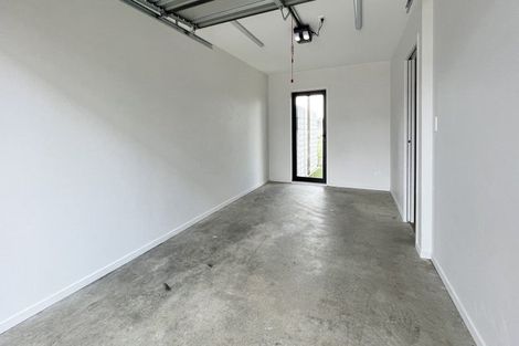 Photo of property in 7/1 Fruitvale Road, New Lynn, Auckland, 0600