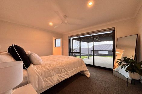 Photo of property in 23 Rowles Road, Pukekohe, 2120
