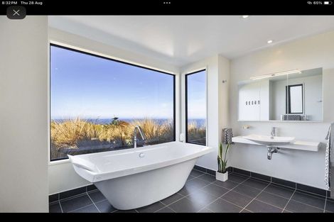 Photo of property in 25 Highgrove, Saint Clair, Dunedin, 9012