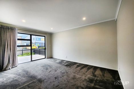 Photo of property in 1 Wai Place, Westgate, Auckland, 0614