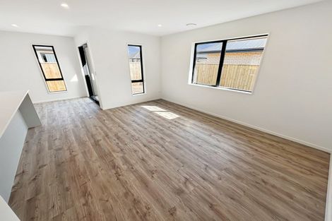 Photo of property in 14 Anderson Park Drive, Waikanae, 5036