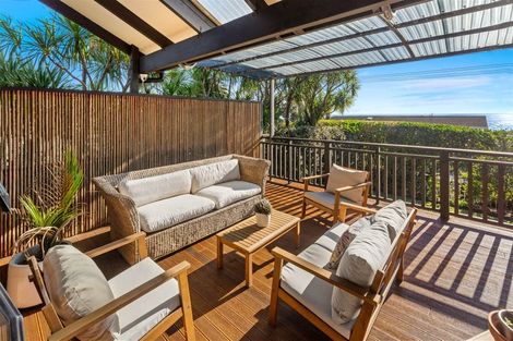 Photo of property in 78 Waitea Road, Muriwai, Waimauku, 0881