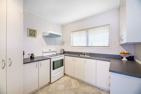 Photo of property in 1/246 Great North Road, Henderson, Auckland, 0612