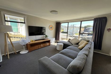 Photo of property in 52 Piko Street, Titahi Bay, Porirua, 5022