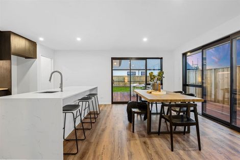 Photo of property in 32 Oakmill Drive, Casebrook, Christchurch, 8051