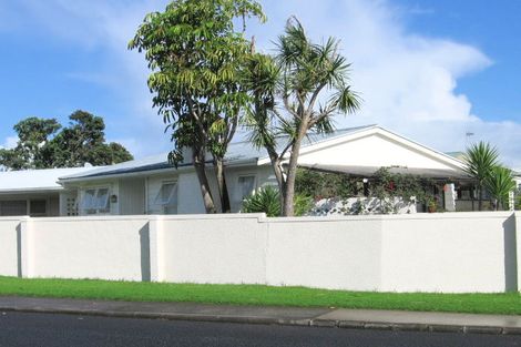 Photo of property in 1/99 Clovelly Road, Bucklands Beach, Auckland, 2012