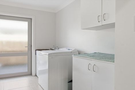 Photo of property in 11 Allington Place, Bethlehem, Tauranga, 3110